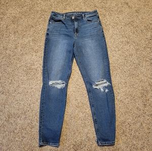 American Eagle Mom Jean